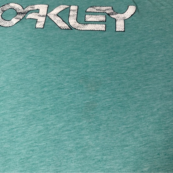 Oakley Men's Teal Short Sleeve Tee - Picture 2 of 7
